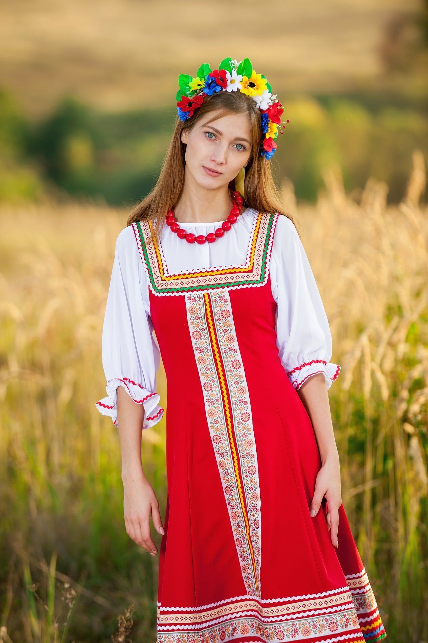 Women in Slavic costumes in Goyania — step in, relax, and chat live
